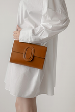 Load image into Gallery viewer, AUTUMN LEAF
