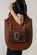 Load image into Gallery viewer, SADDLE BROWN
